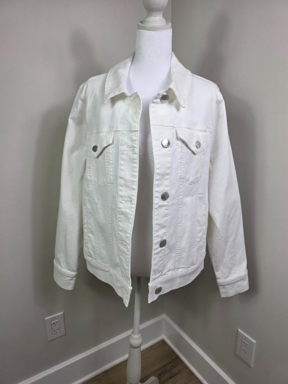 Lane Bryant Classic Denim Jacket White Size 14 Silver Buttons New with Tags